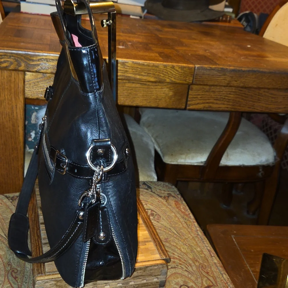 Coach Bonnie Foldover Bag 13380 Black Leather Shoulderbag MSRP $498 2008 EUC - Picture 4 of 16